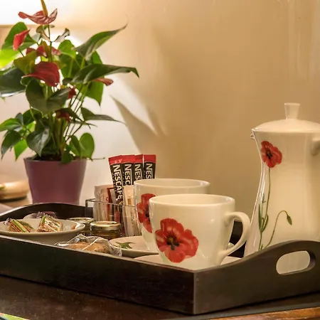 I Giardini Del Quirinale Bed & Breakfast 2*